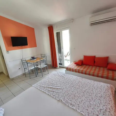 Zadro Apartment Tribunj (Sibenik-Knin)