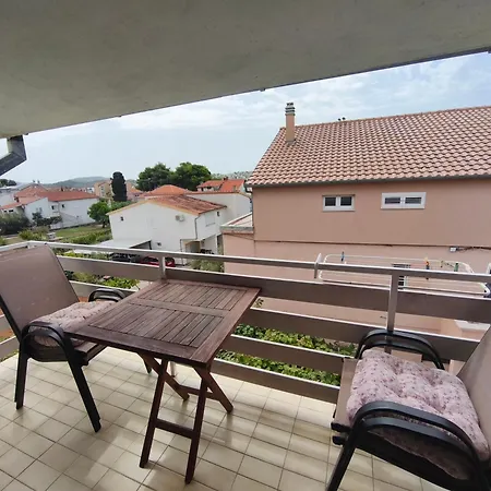 Apartment Zadro *