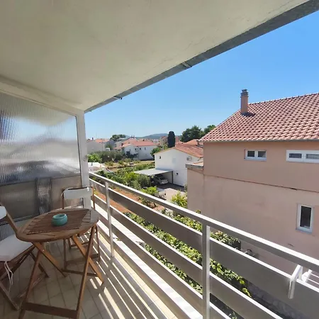 Apartment Zadro Tribunj (Sibenik-Knin)